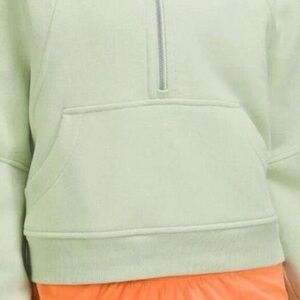 LuluLemon green quarter zip